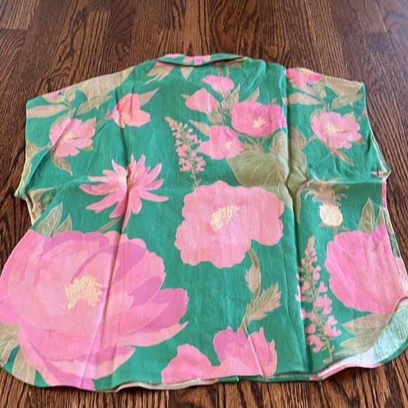 Farm Rio Farm Rio Short-Sleeve Cover-Up Buttondown Shirt size Medium - Picture 6 of 6